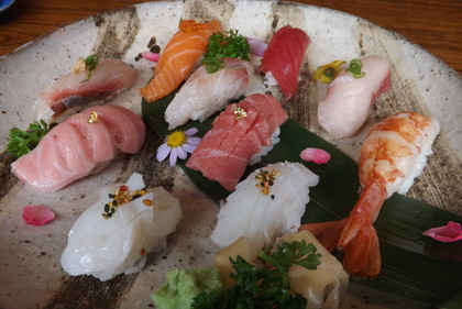 すしおまかせ十種盛り